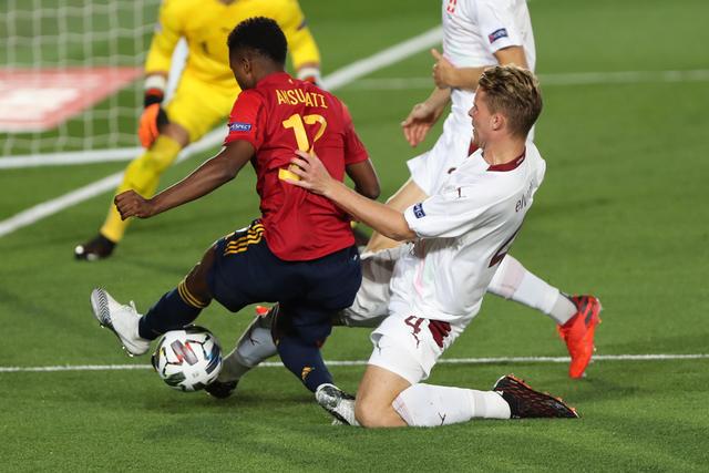 延边主场3-1击败大连 乔瓦尼上演点球帽子戏法