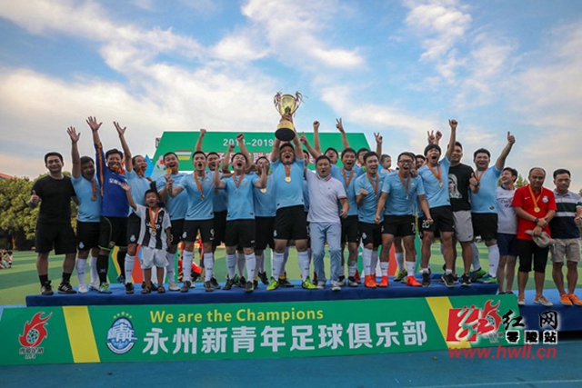 董路回击与杨毅不和：别来蹭我了